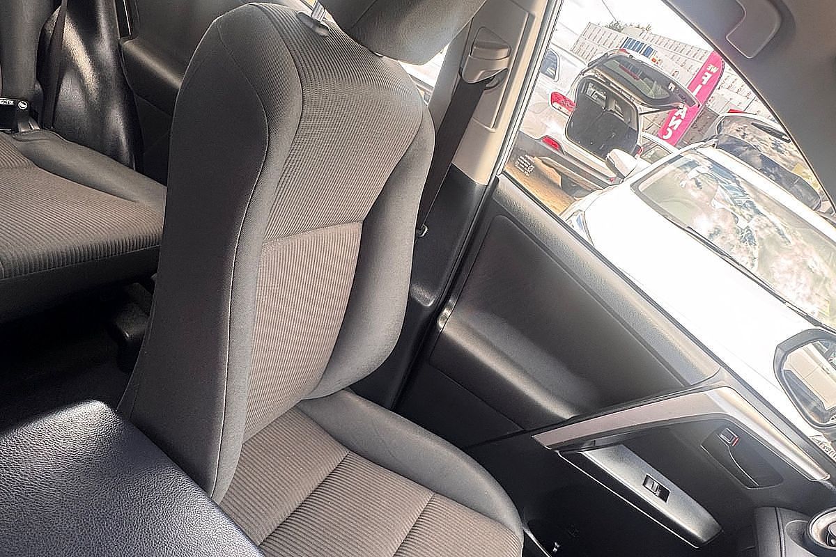 2017 Toyota RAV4 GX ASA44R