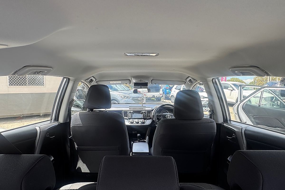 2017 Toyota RAV4 GX ASA44R