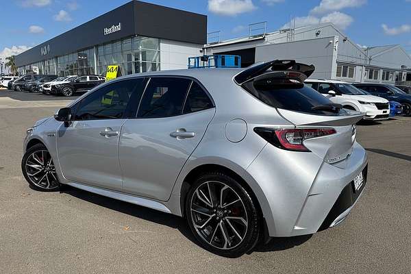 2020 Toyota Corolla ZR Hybrid ZWE211R