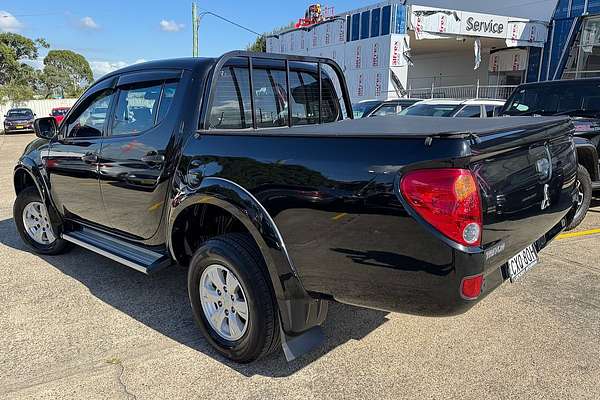 2015 Mitsubishi Triton GLX MN 4X4