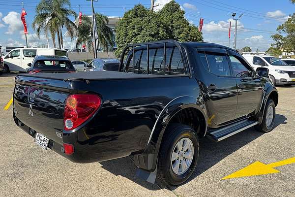 2015 Mitsubishi Triton GLX MN 4X4