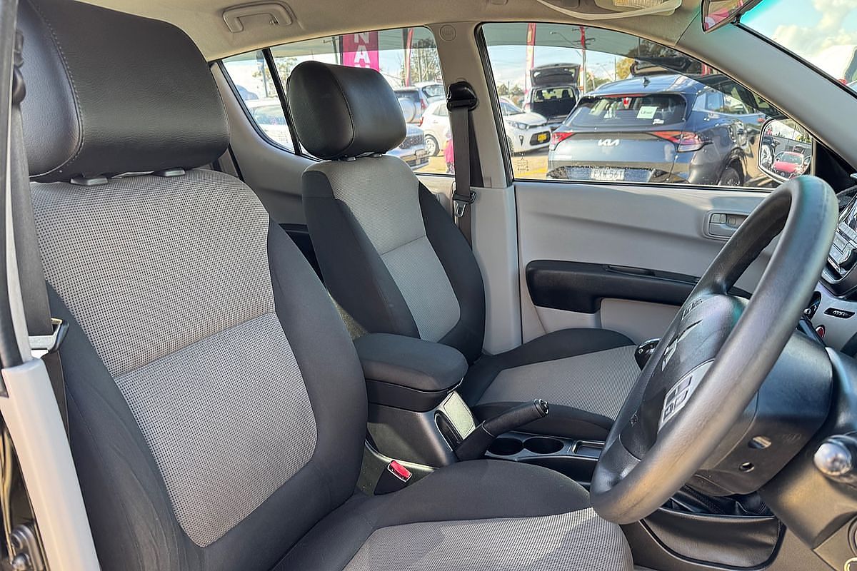 2015 Mitsubishi Triton GLX MN 4X4
