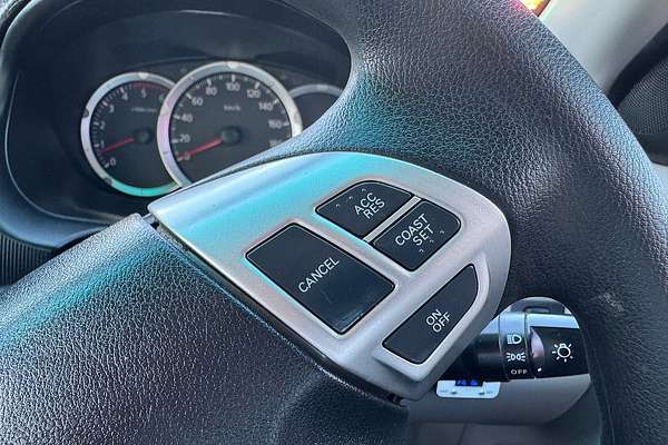 2015 Mitsubishi Triton GLX MN 4X4