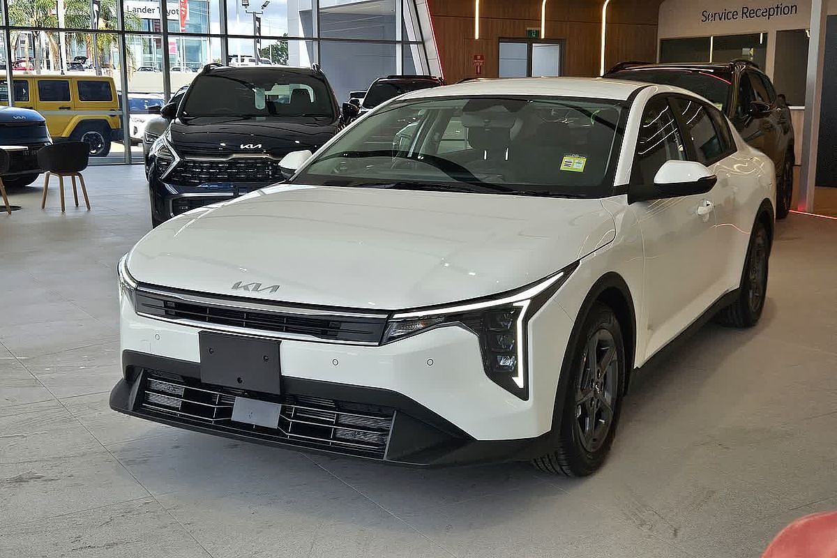 2024 Kia K4 S CL4m