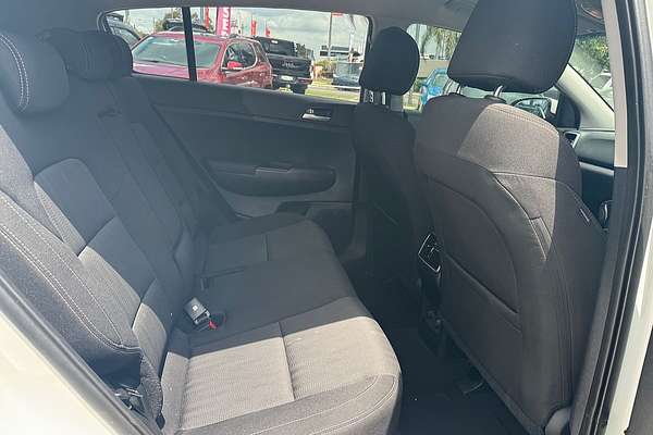 2020 Kia Sportage S QL