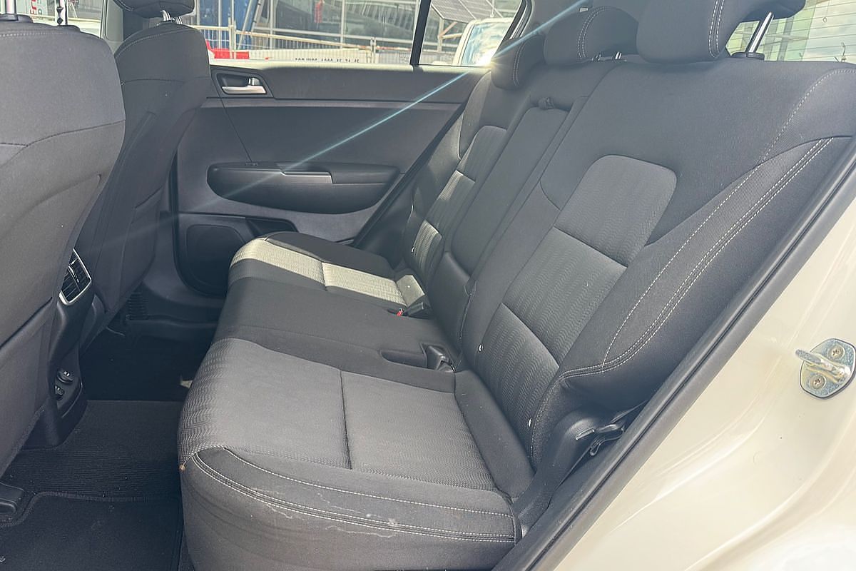 2020 Kia Sportage S QL