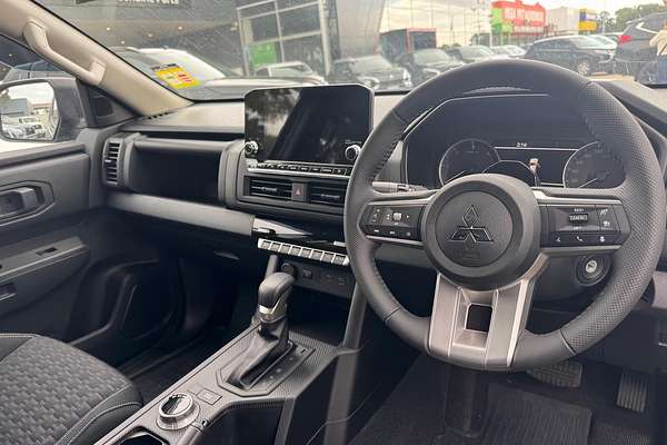 2024 Mitsubishi Triton GLX-R MV 4X4