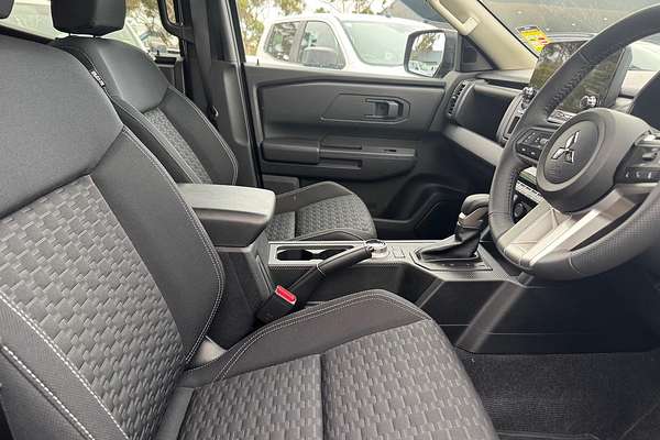 2024 Mitsubishi Triton GLX-R MV 4X4