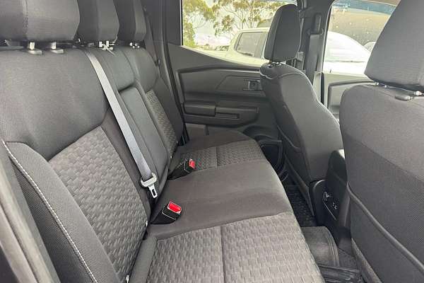 2024 Mitsubishi Triton GLX-R MV 4X4