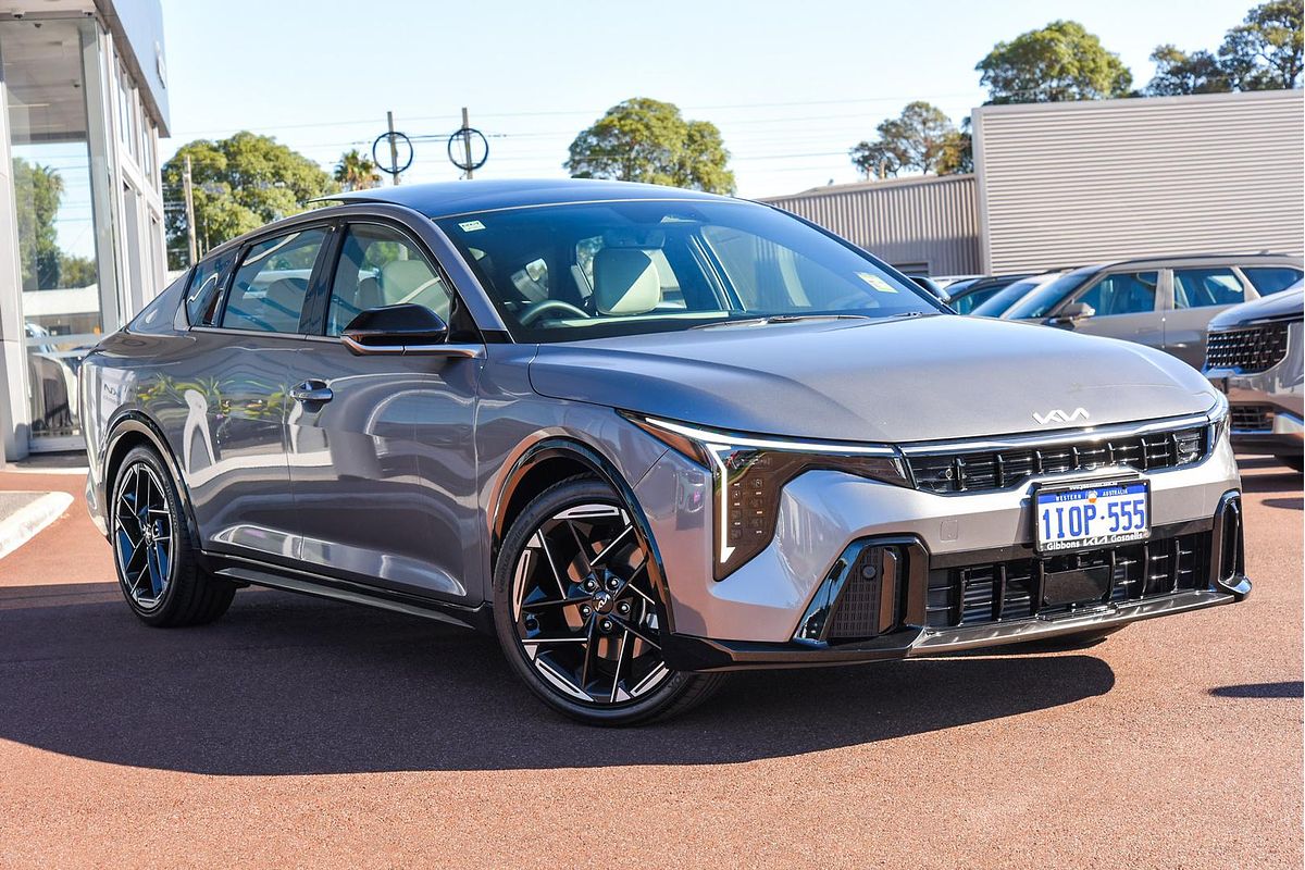 2024 Kia K4 GT-Line CL4m