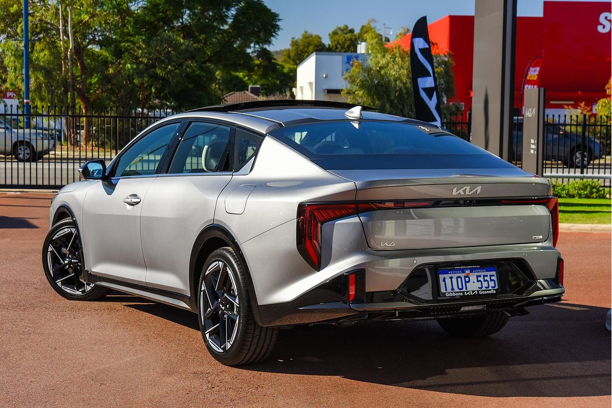 2024 Kia K4 GT-Line CL4m