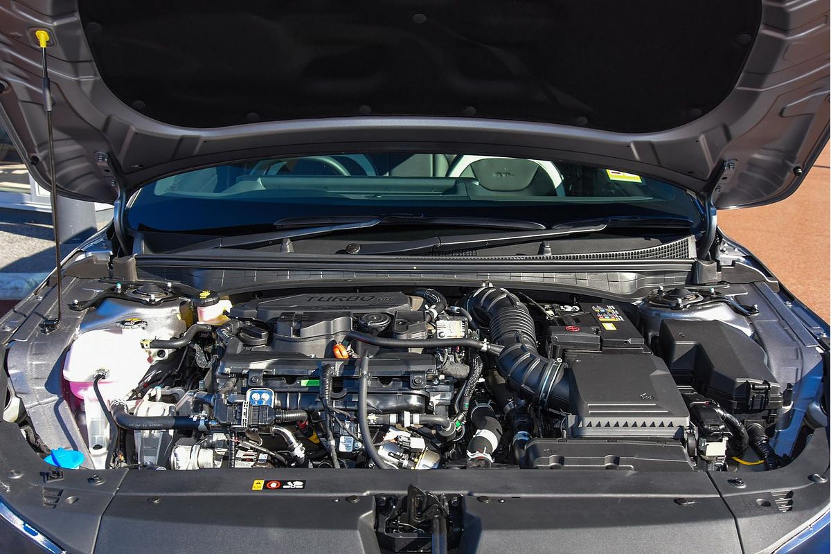 2024 Kia K4 GT-Line CL4m