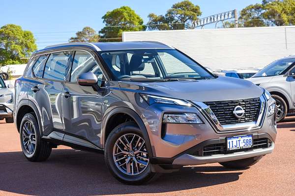 2024 Nissan X-TRAIL ST T33