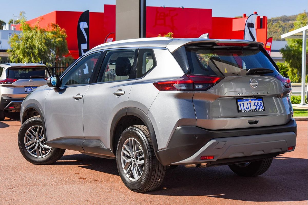 2024 Nissan X-TRAIL ST T33