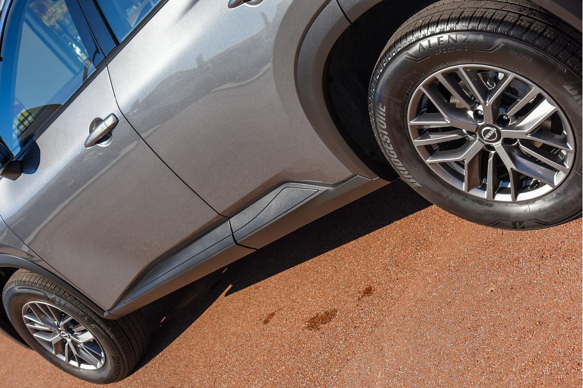 2024 Nissan X-TRAIL ST T33