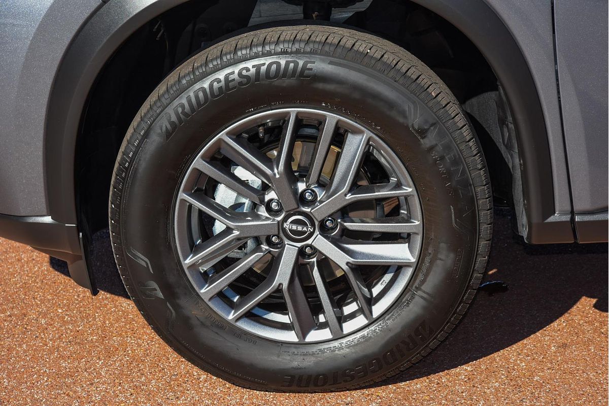 2024 Nissan X-TRAIL ST T33