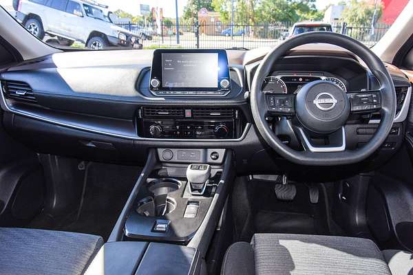 2024 Nissan X-TRAIL ST T33