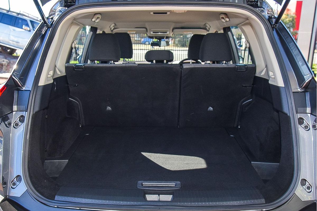2024 Nissan X-TRAIL ST T33