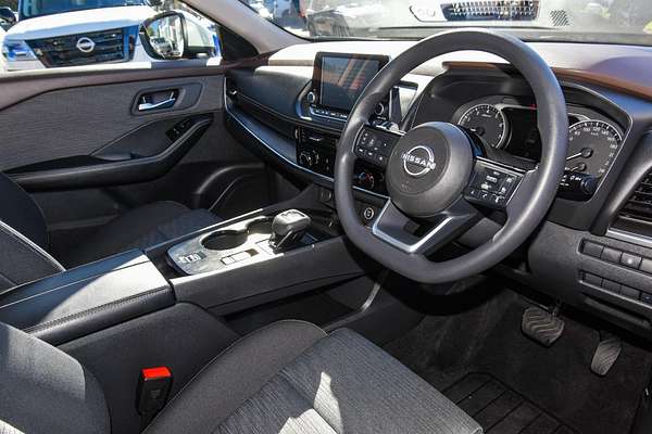 2024 Nissan X-TRAIL ST T33