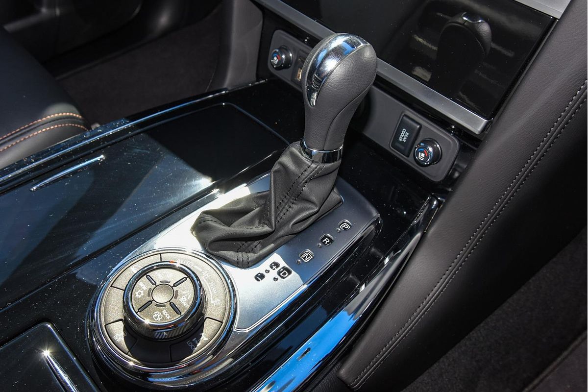2024 Nissan Patrol Ti-L Y62