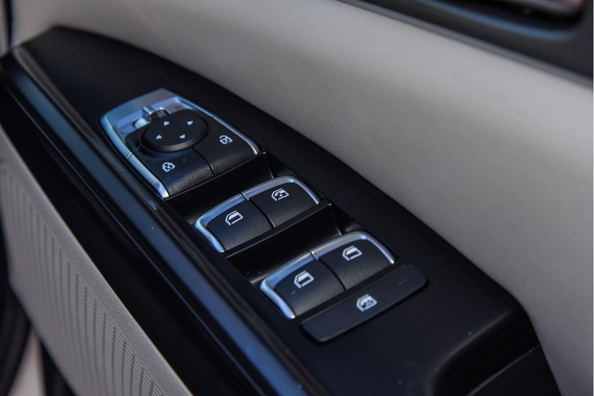 2024 Kia Carnival S KA4