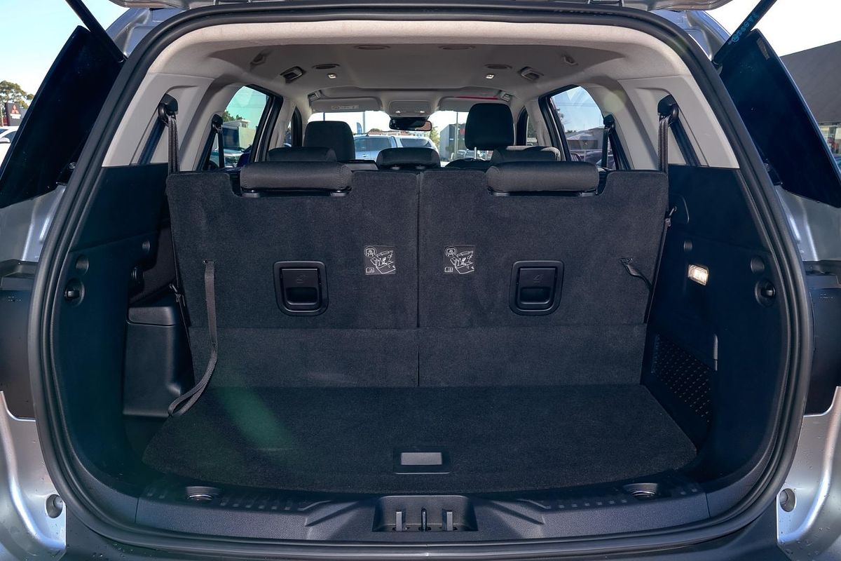 2022 Ford Everest Ambiente