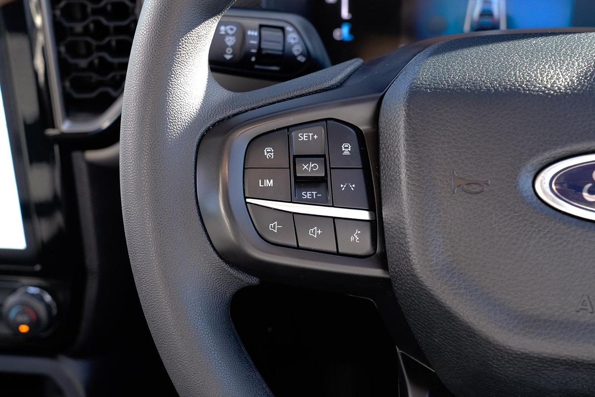 2022 Ford Everest Ambiente