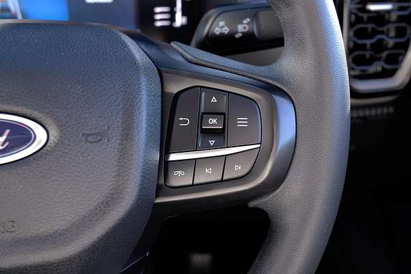 2022 Ford Everest Ambiente