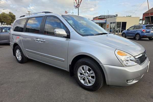 2013 Kia Grand Carnival Si VQ