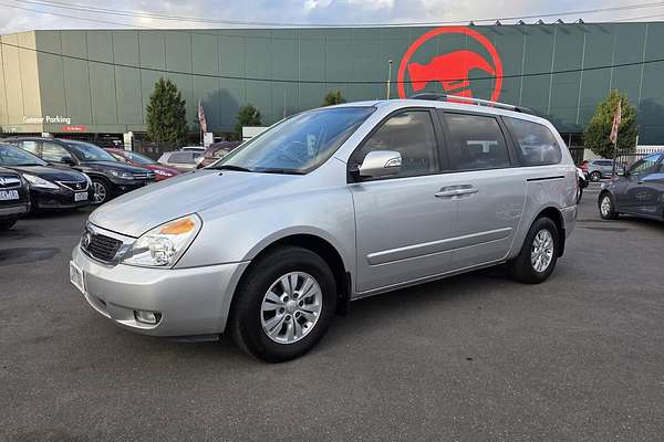 2013 Kia Grand Carnival Si VQ
