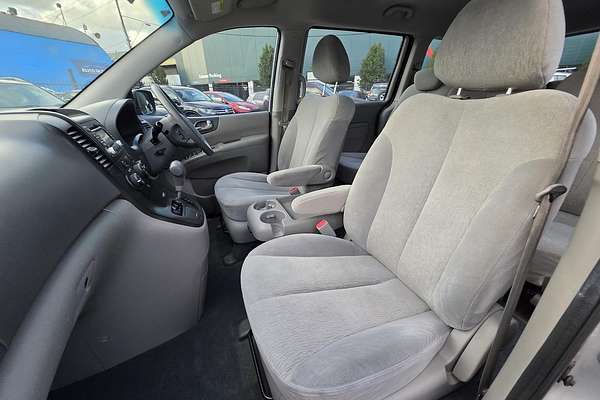2013 Kia Grand Carnival Si VQ
