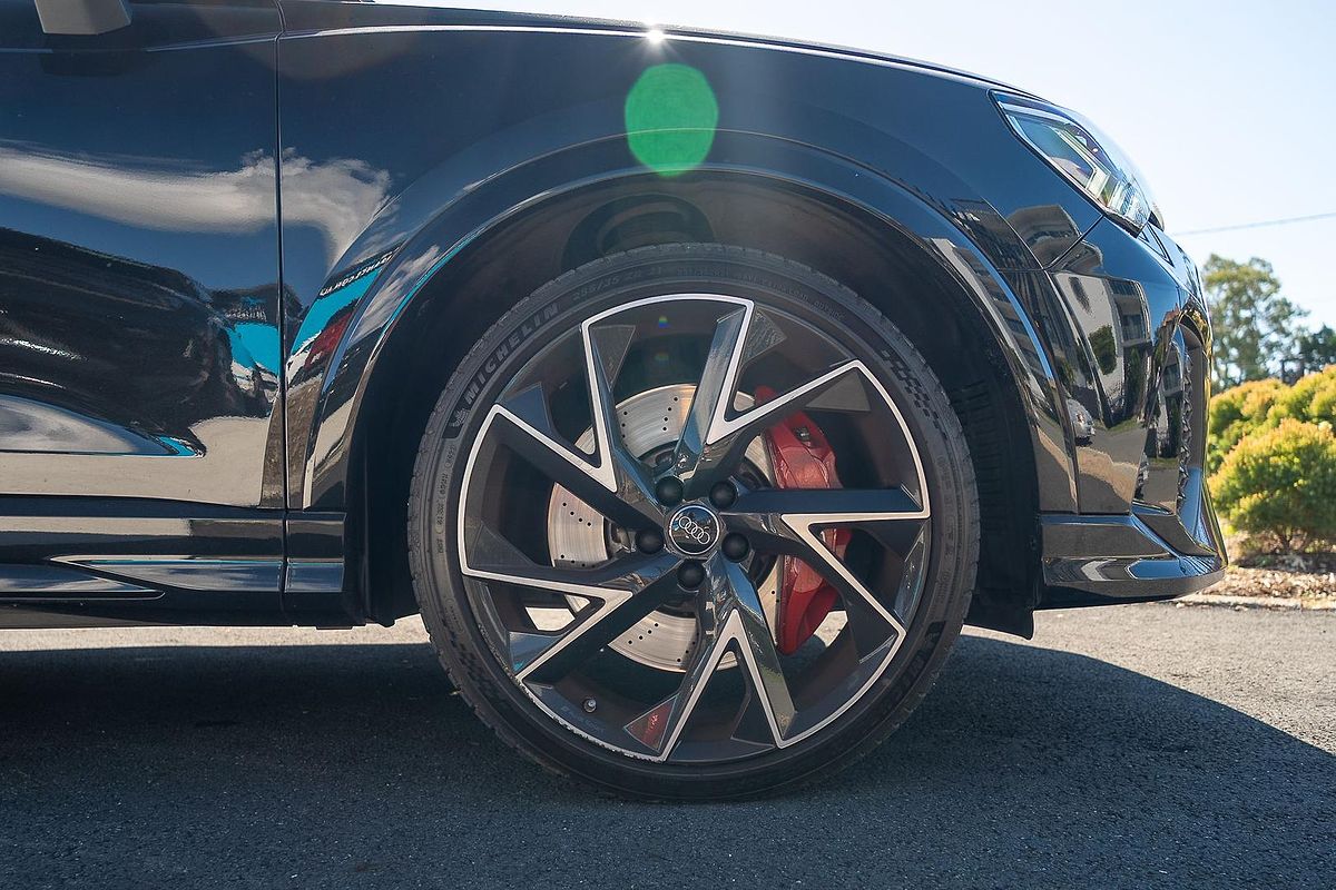 2020 Audi RS Q3 F3