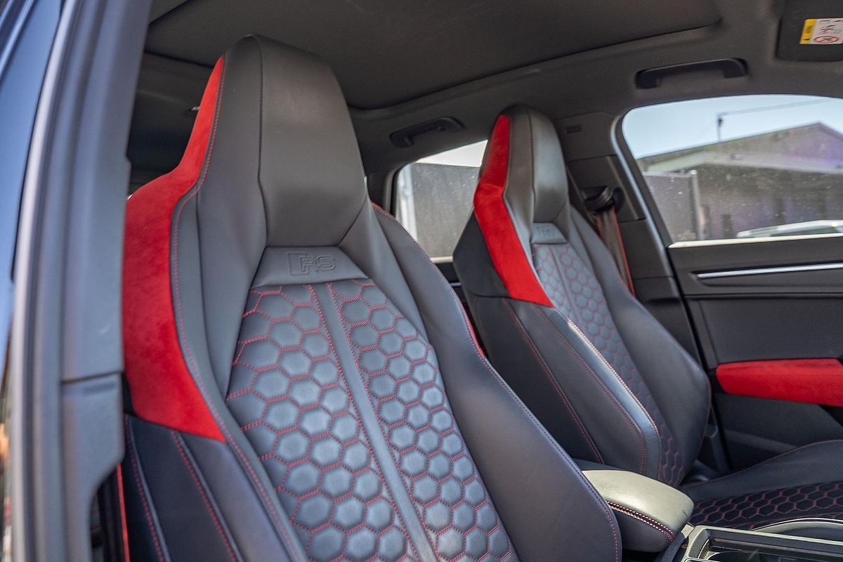 2020 Audi RS Q3 F3