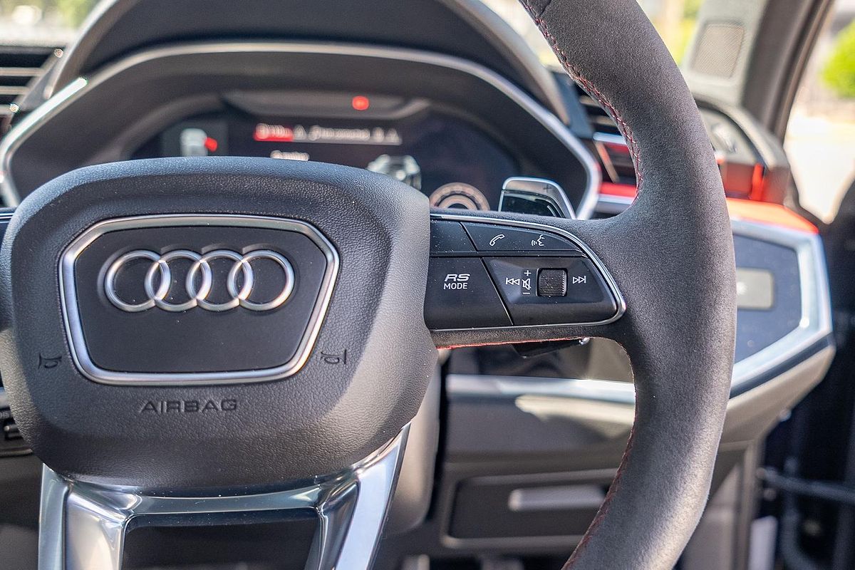 2020 Audi RS Q3 F3