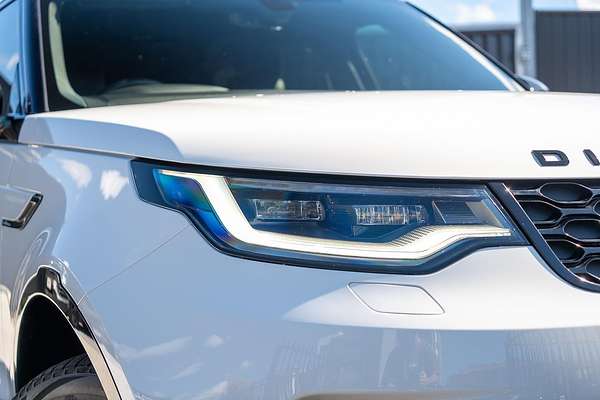 2020 Land Rover Discovery D300 R-Dynamic SE Series 5