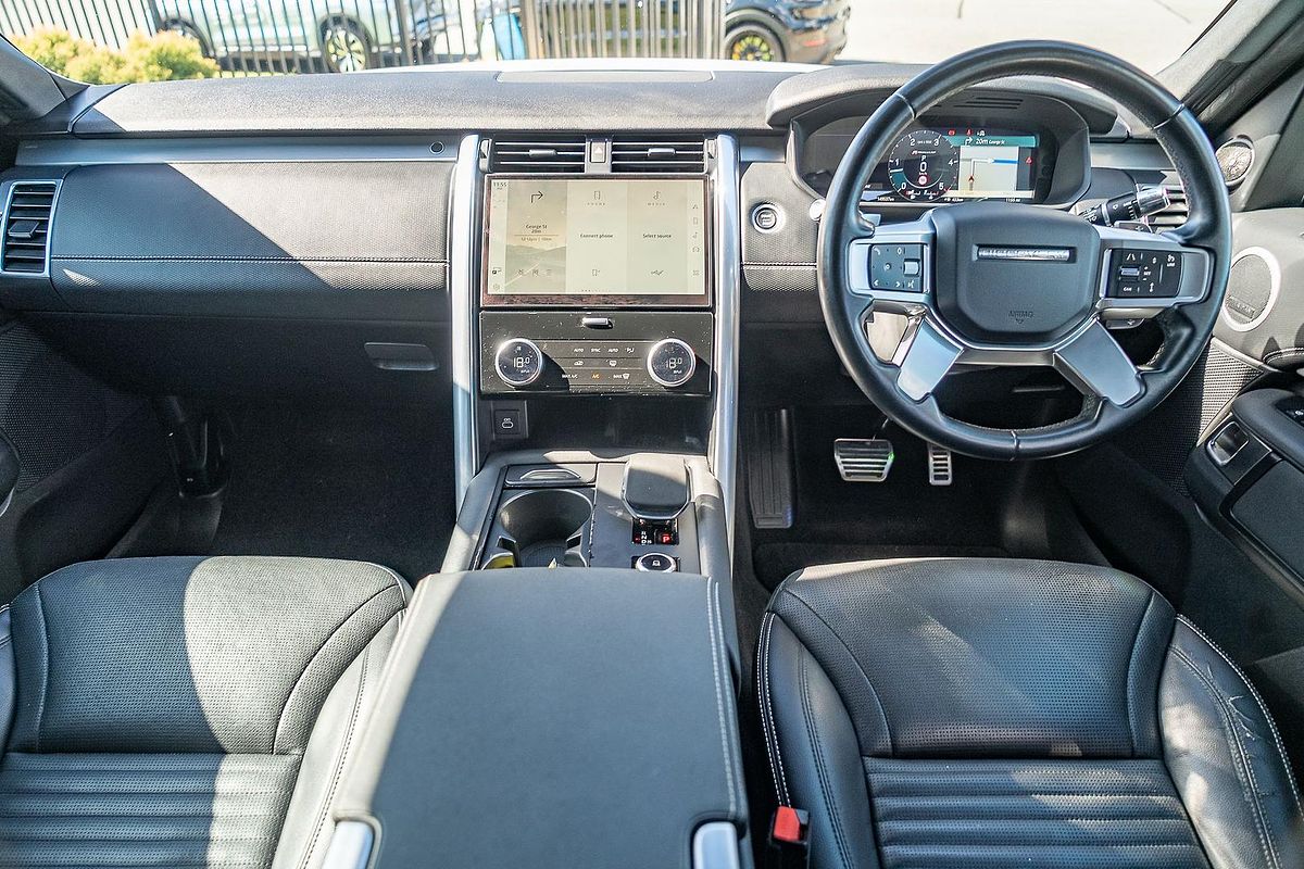 2020 Land Rover Discovery D300 R-Dynamic SE Series 5