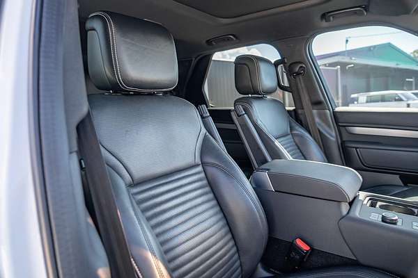 2020 Land Rover Discovery D300 R-Dynamic SE Series 5