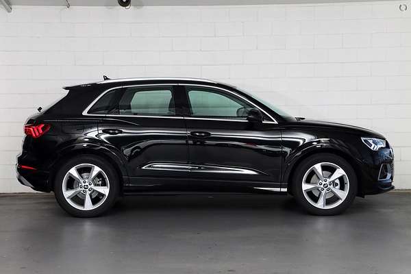 2024 Audi Q3 35 TFSI F3