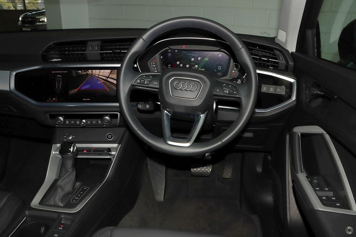 2024 Audi Q3 35 TFSI F3