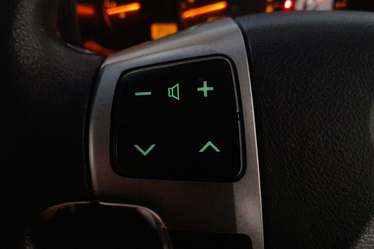 2018 Toyota Hiace Commuter KDH223R