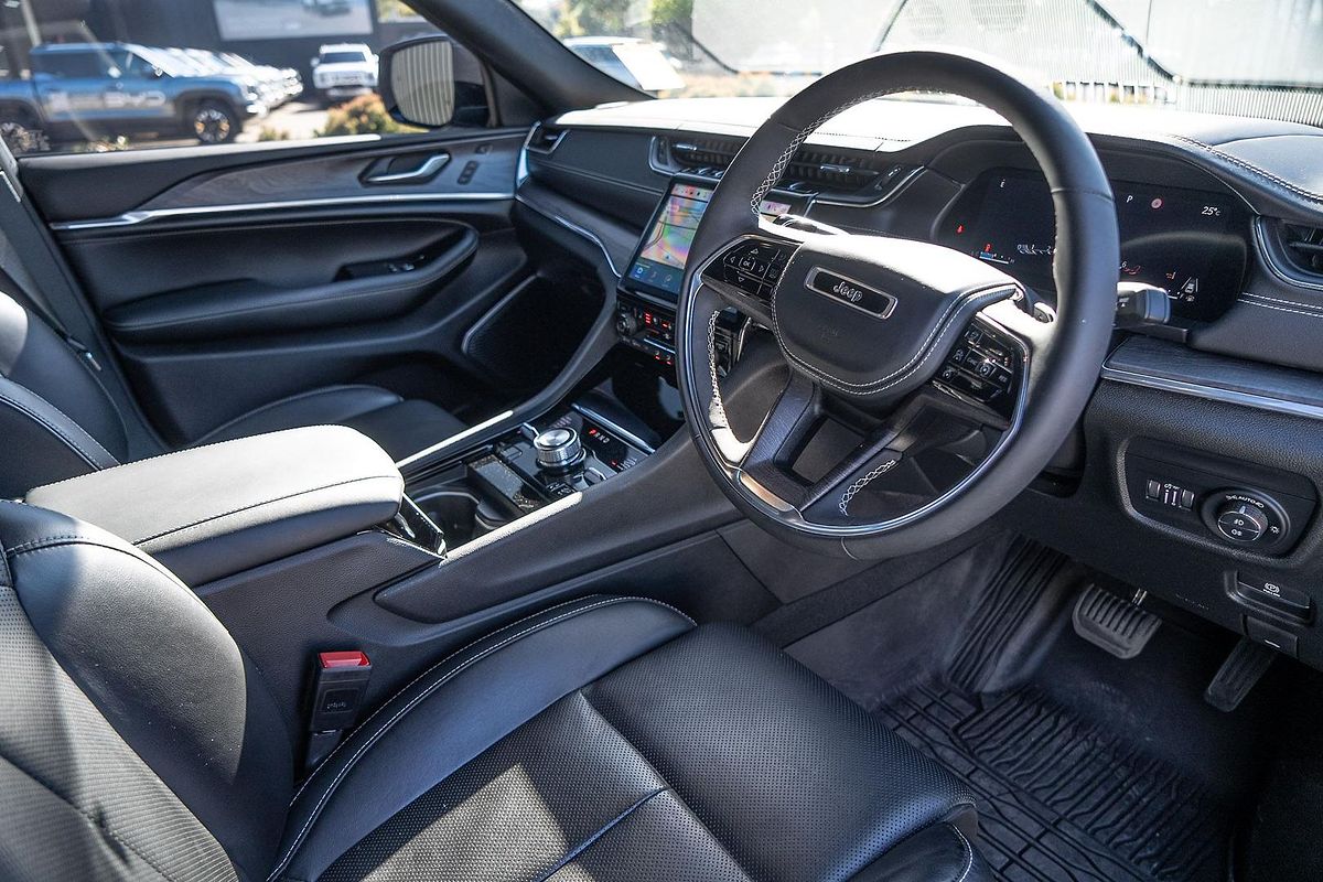 2023 Jeep Grand Cherokee Overland WL