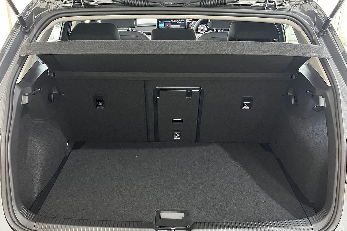 2025 Volkswagen Golf 110TSI Life 8.5