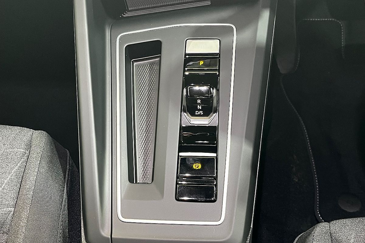 2025 Volkswagen Golf 110TSI Life 8.5