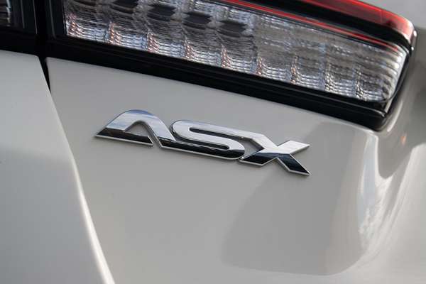 2023 Mitsubishi ASX ES XD