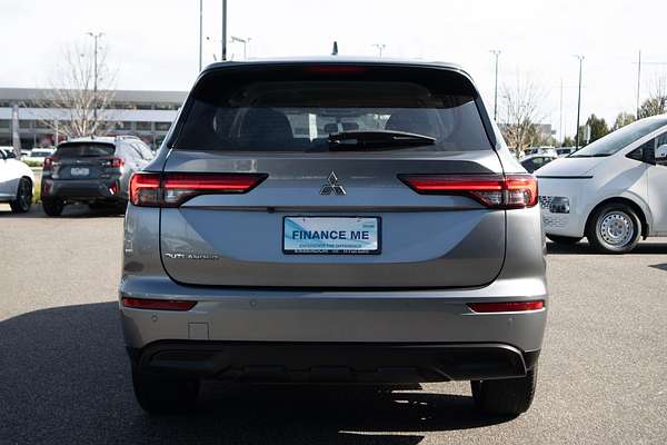2023 Mitsubishi Outlander ES ZM