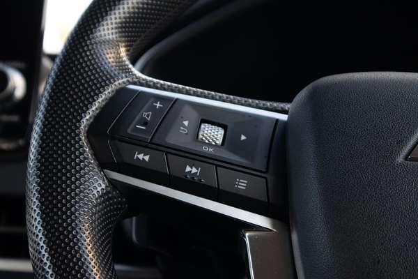 2023 Mitsubishi Outlander ES ZM