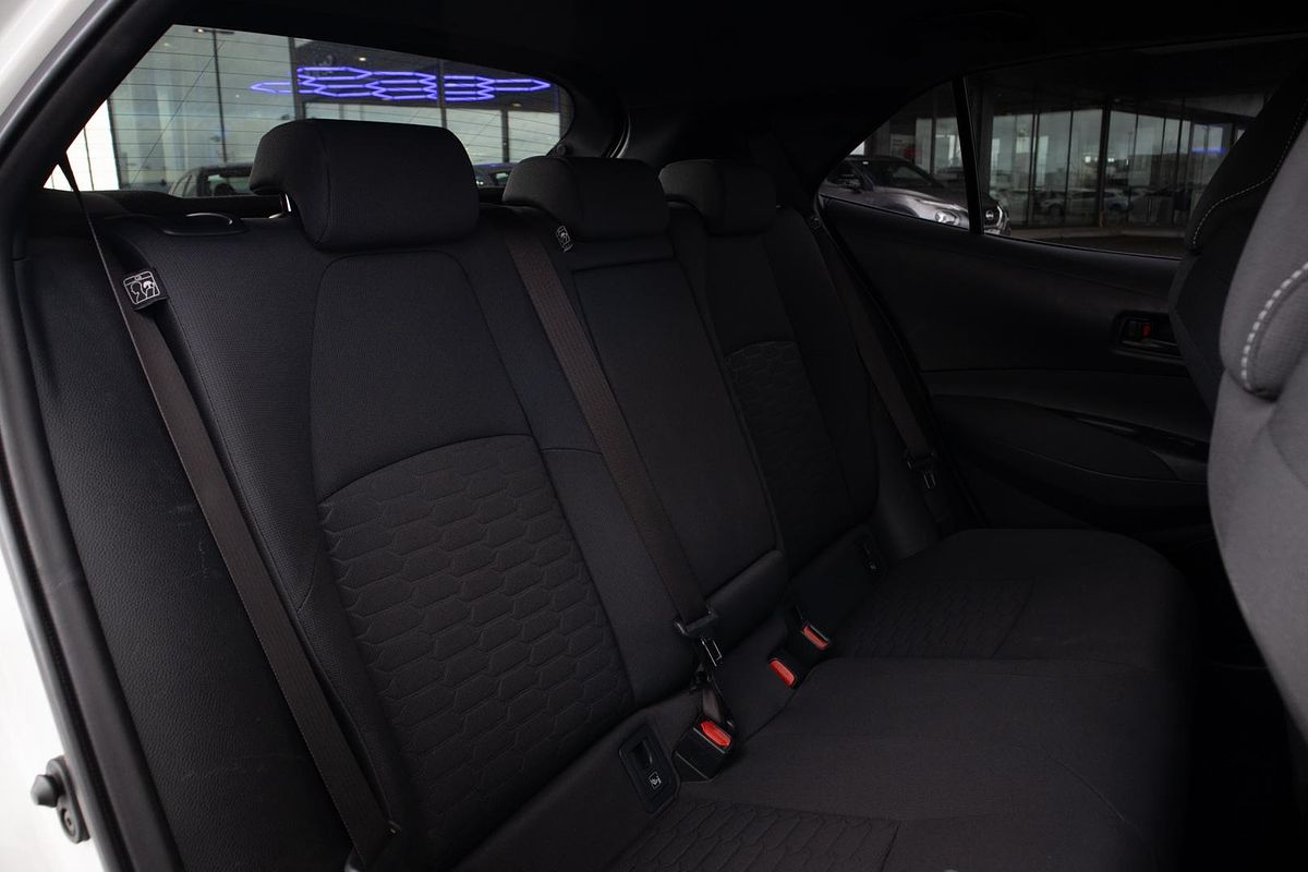 2019 Toyota Corolla Ascent Sport Hybrid ZWE211R