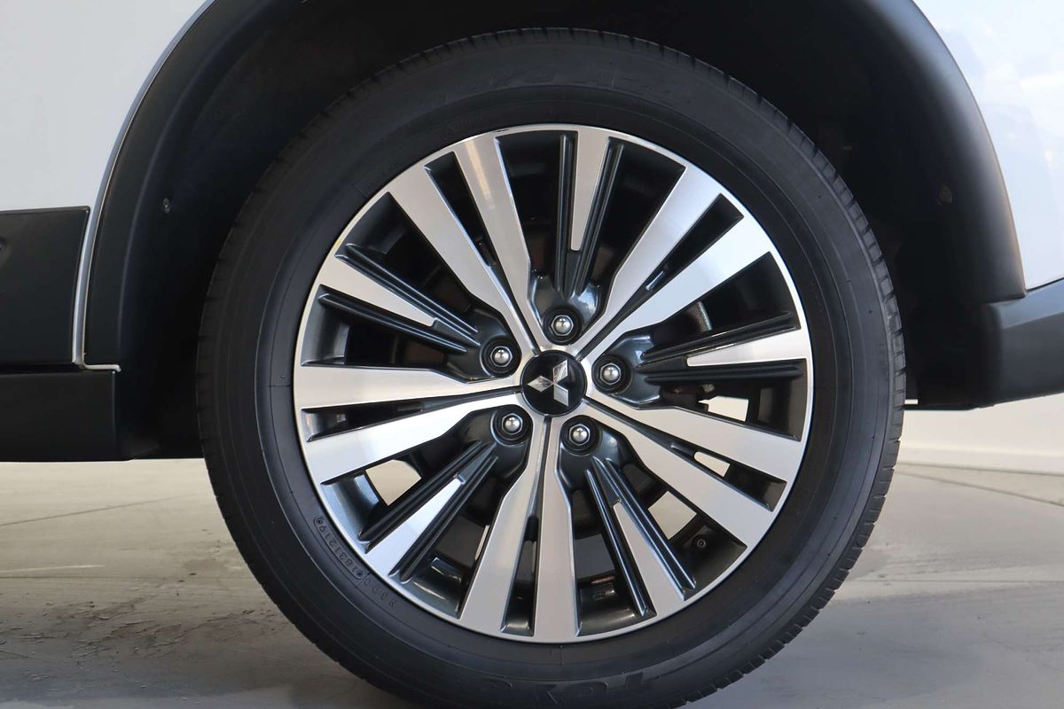 2018 Mitsubishi Outlander ES ADAS ZL