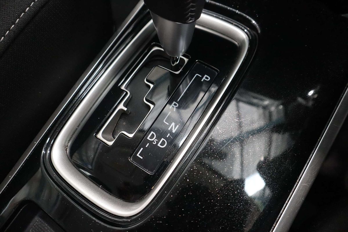 2018 Mitsubishi Outlander ES ADAS ZL