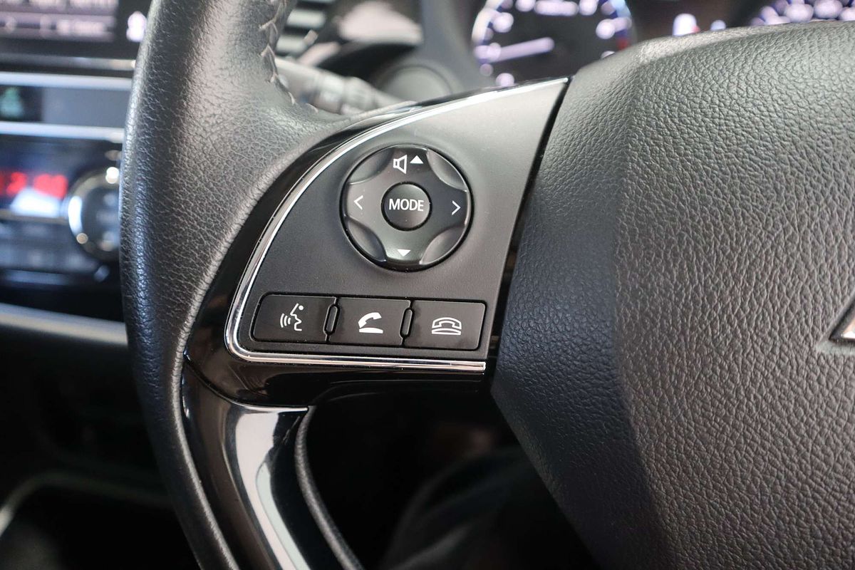 2018 Mitsubishi Outlander ES ADAS ZL